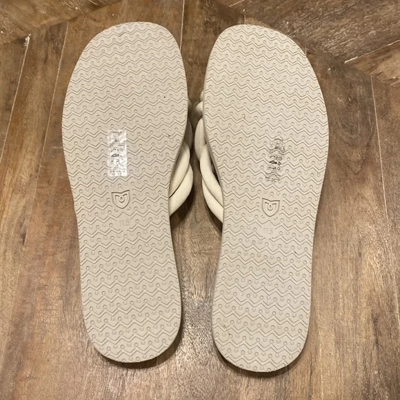 Rothy's Summer Sandal in White Sand [Size: 11.5] - Picture 5 of 6